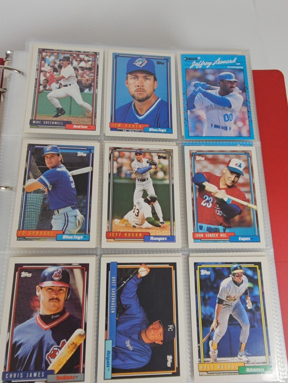 MLB Baseball Card Lot of 1000 Cards Binders Topps Donruss Fleer 1988-2002